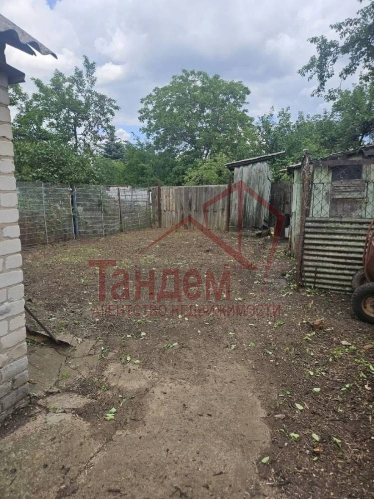 Фото Дом 65м2 ул. Старых Большевиков рядом с 11-й поликлиникой г. Луганск - Объект №414