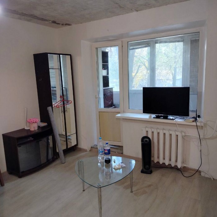 Продам однокомнатную квартиру на кв. Восточный, д. 19