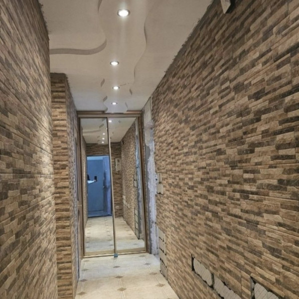 Фото Продам 2к квартиру на кв. Волкова 2/5эт ремонт