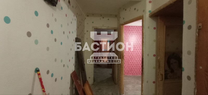 Фото 4-х комнатная квартира,квартал Солнечный 31 ID:1917480
