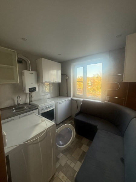 Фото Сдам 2-х комнатную квартиру на длительный срок (Стаханов, пр. Ленина, д. 21а)