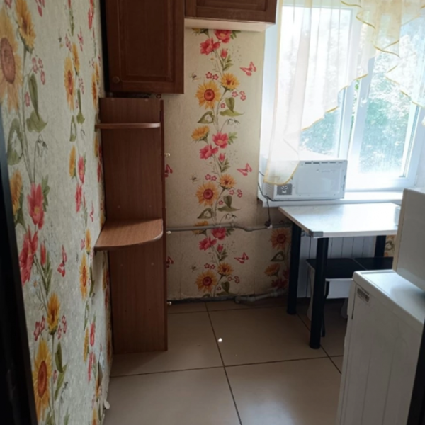 Фото Продам 2х комнатную квартиру г. Луганск , кв. Гагарина