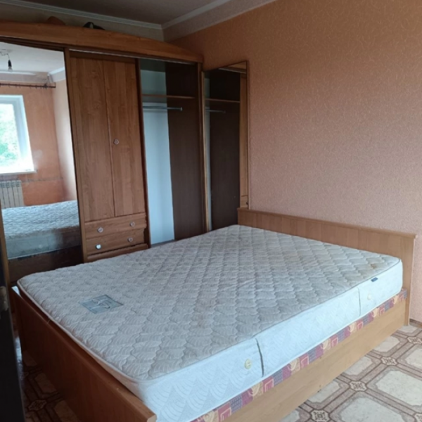 Фото Продам 2х комнатную квартиру г. Луганск , кв. Гагарина