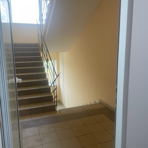 Фото Продам 4к ул. Алексеева 7 с А.О. Центр Города