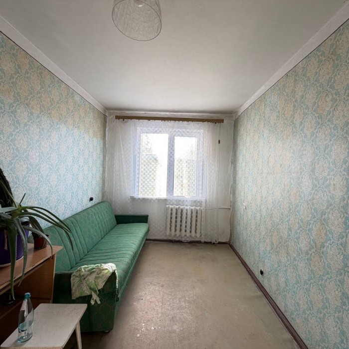 Фото Продам 2-комн. кв. Ватутина, квартира не угловая.