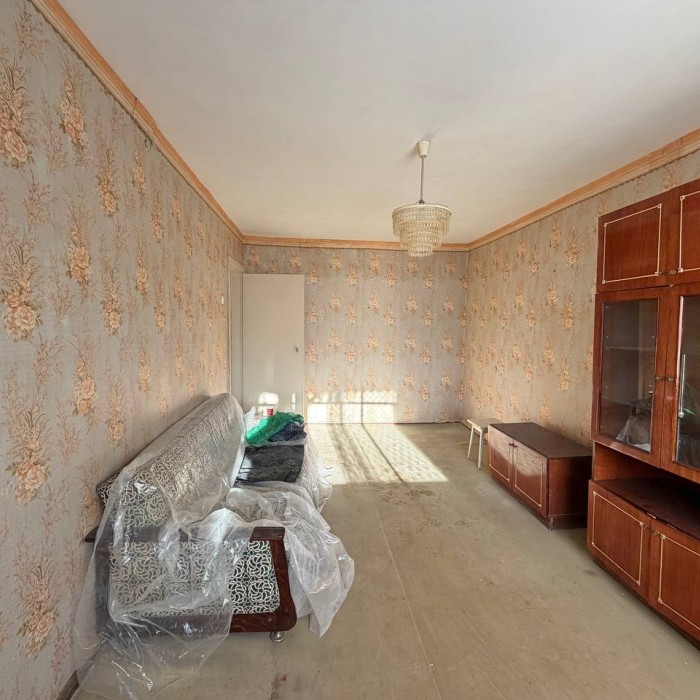 Продам 2-комн. кв. Ватутина, квартира не угловая.