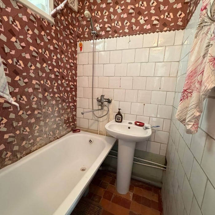 Фото Продам 2-комн. кв. Ватутина, квартира не угловая.