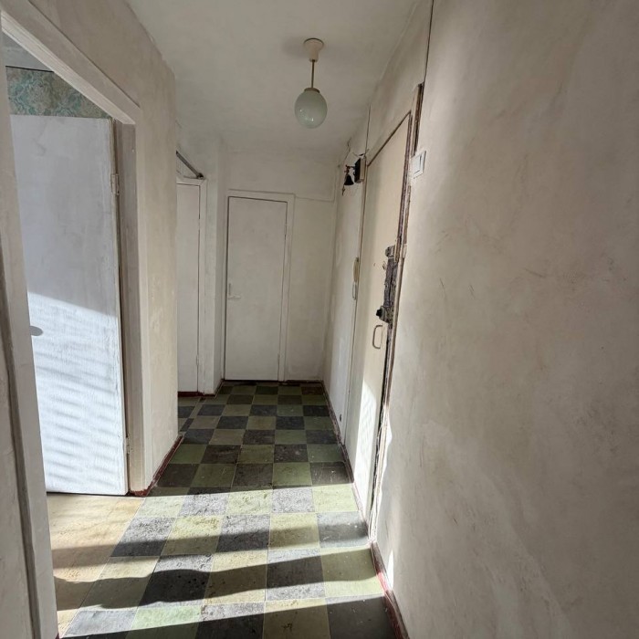 Фото Продам 2-комн. кв. Ватутина, квартира не угловая.