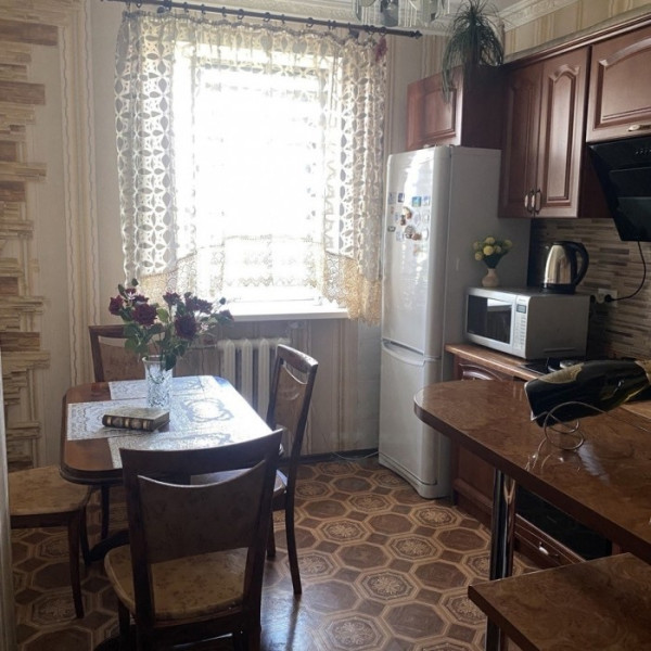 Продам 3к кв. Южный 4Б