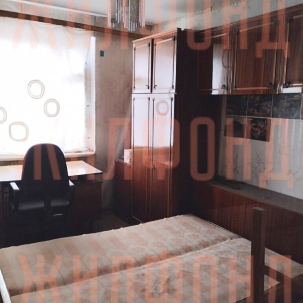 Фото № 5086 Продам 2х комн. квартиру в р-не маг. "Лидер"