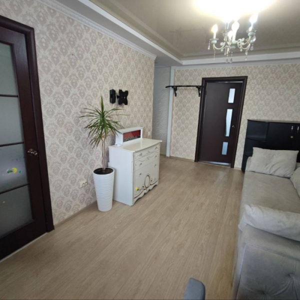 Фото Продам 2к на кв. Комарова