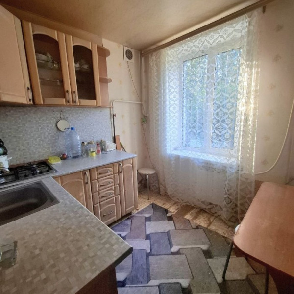 Продам 1-к квартиру п. Юбилейный ул. Пархоменко