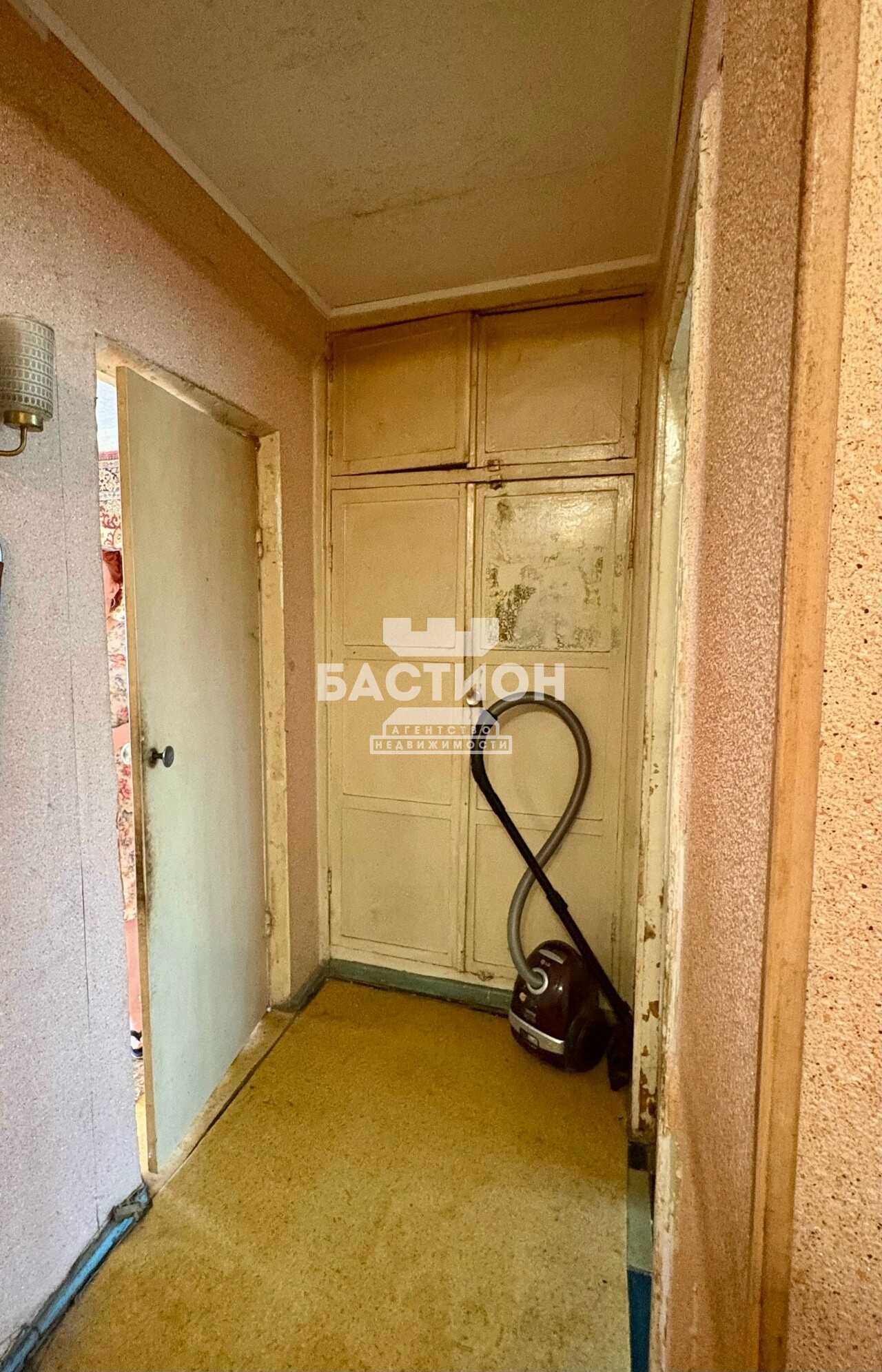 Фото 2-комнатная квартира, квартал Солнечный 14А ID: 2237483