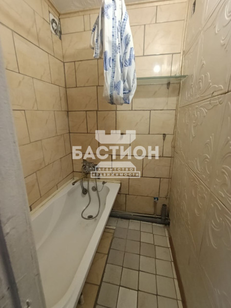 Фото 3-х комнатная квартира,квартал 50-летия Октября, 39 ID:1918038