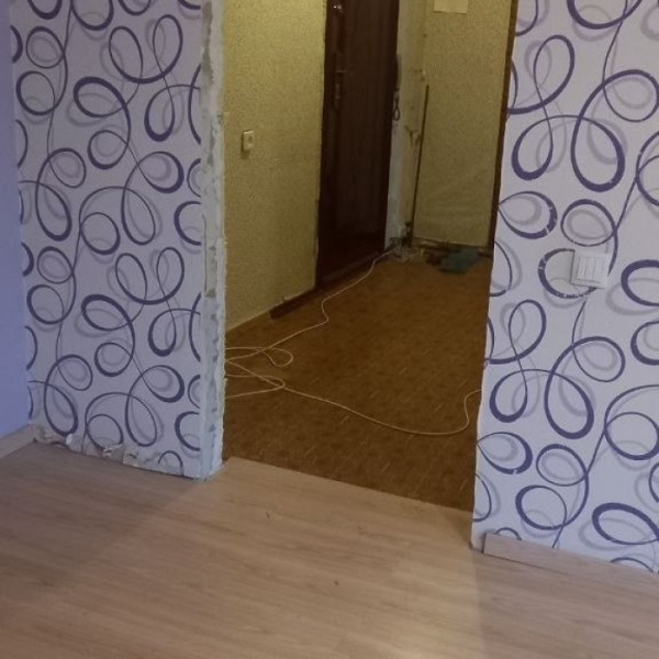 Фото Продается 2х комнатная квартира п. Юбилейный кв. Королева г. Луганск.