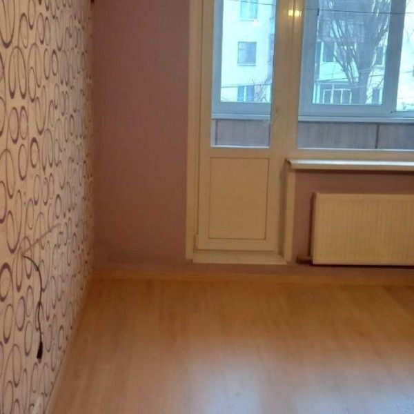 Фото Продается 2х комнатная квартира п. Юбилейный кв. Королева г. Луганск.