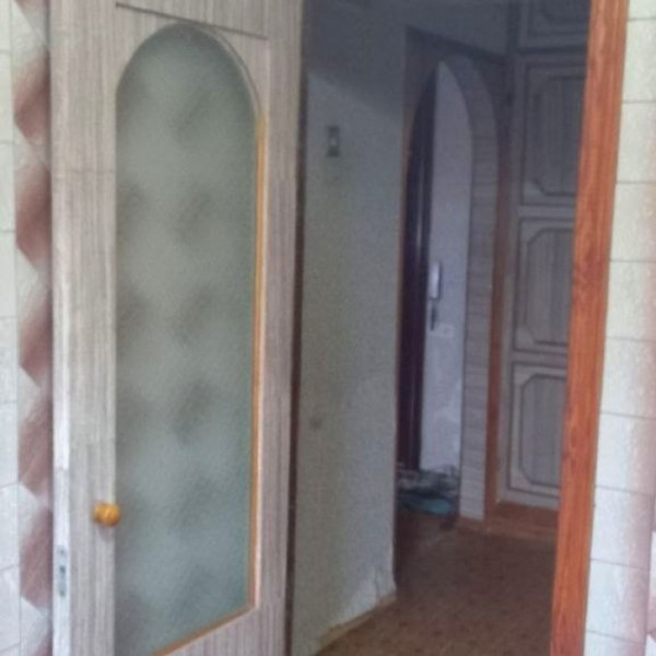 Фото Продается 2х комнатная квартира п. Юбилейный кв. Королева г. Луганск.