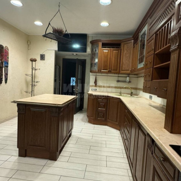 Фото Продам 2-х этажный дом в г. Луганск ул. Кармелюка