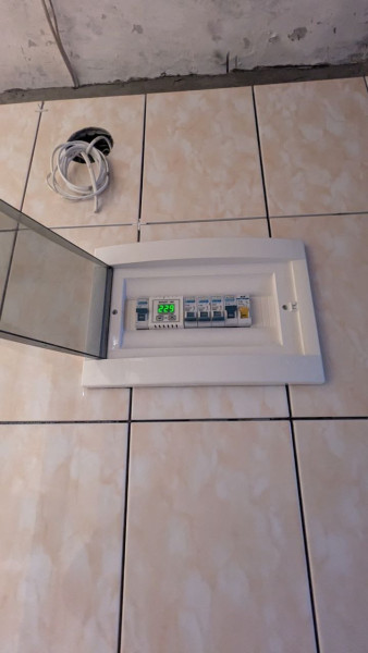 Фото Квартира в Кировске (квартал 50 лет СССР, 7)