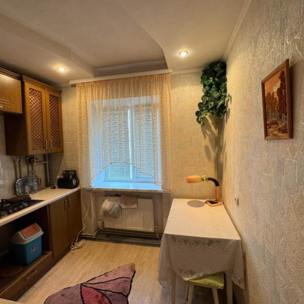 Фото Продам 2-х комн квартиру с АО в городе Луганск, Площадь Обороны