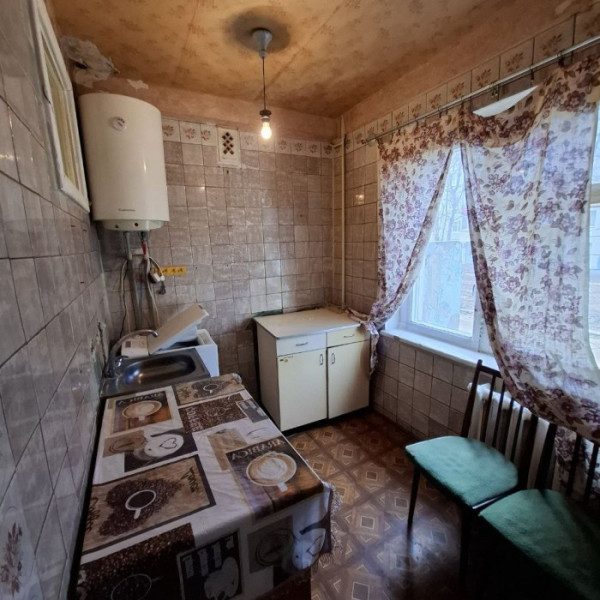 Продам 3-х комн квартиру на кв. Гагарина