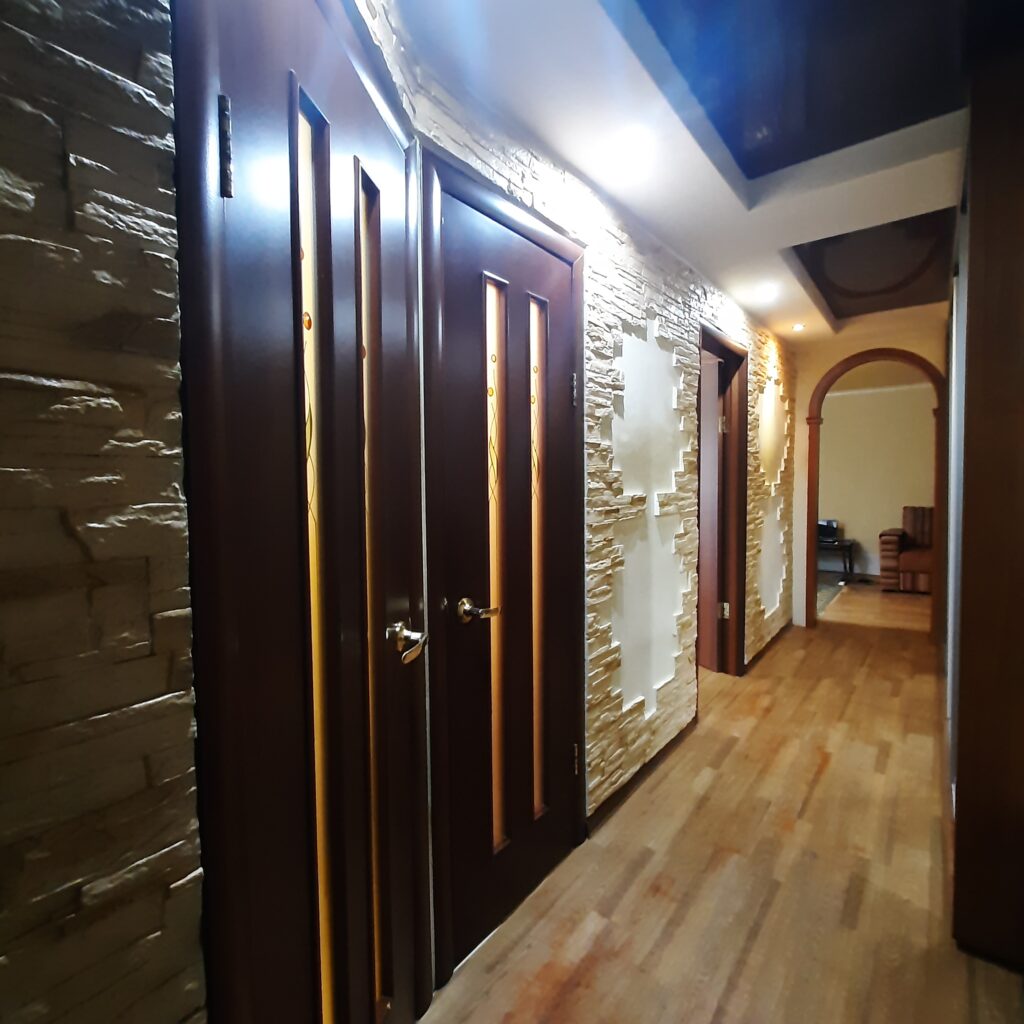 Фото №1075 Продаётся 3 комн. кв-ра, ул. Чапаева, р-н супермаркета “Айсберг”