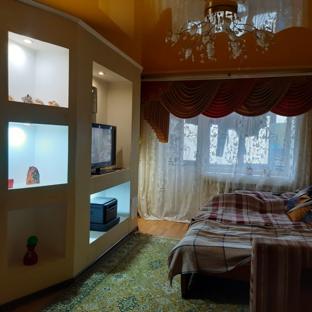 Фото №1075 Продаётся 3 комн. кв-ра, ул. Чапаева, р-н супермаркета “Айсберг”