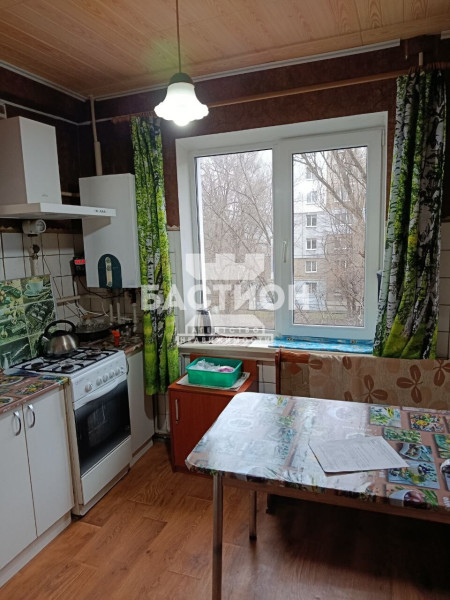 Фото 3-х комнатная квартира, квартал Ирины Левченко, 11 ID:2066980