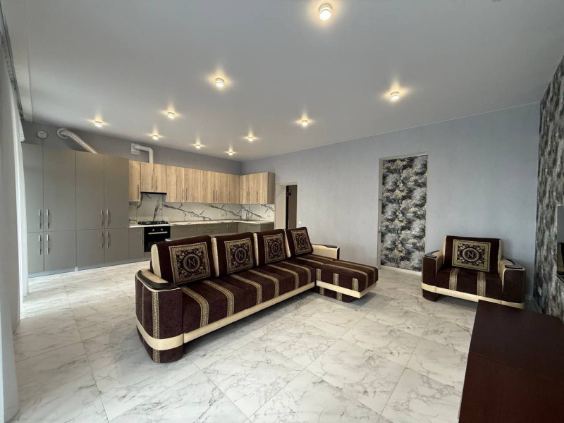 3-комнатная квартира, ул. Алексеева!