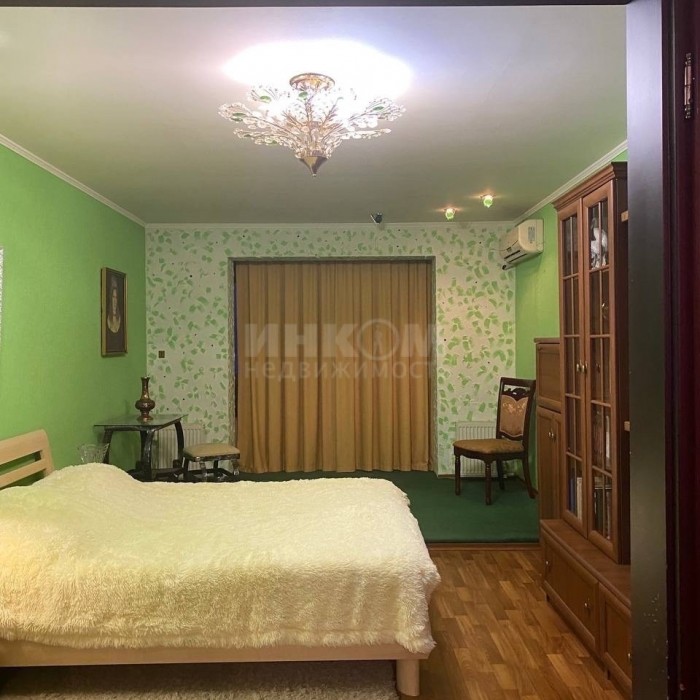 Фото Продам 4-х комн квартиру с АО в г Луганск кв Мирный