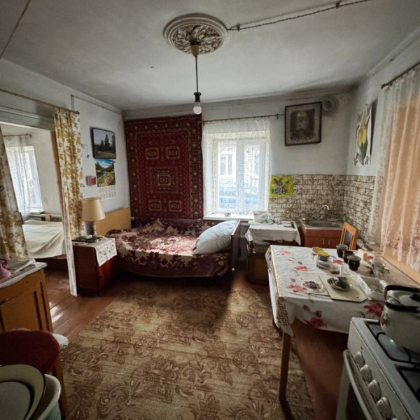 Фото Продам дом в центре Станицы Луганской, площадь 73,7 кв.м.