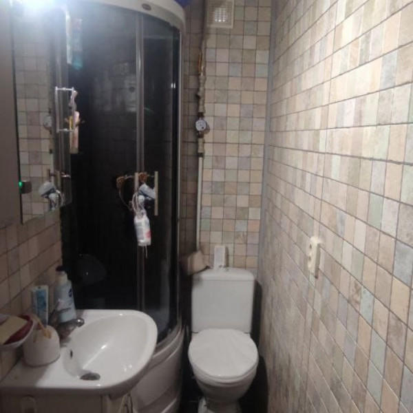 Фото № 5970 Продам 2х комн. квартиру на Васильевке