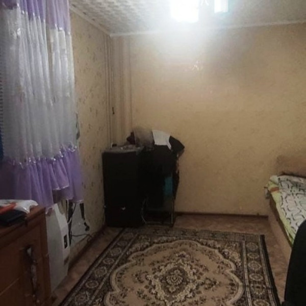 Фото № 5970 Продам 2х комн. квартиру на Васильевке