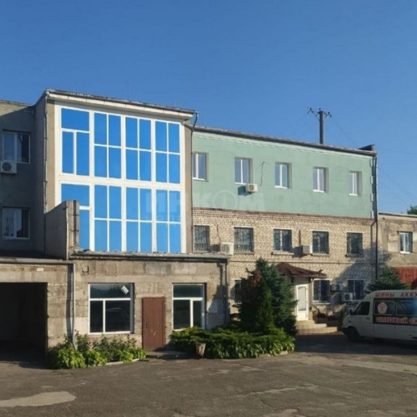 Продам Базу 1661м2 0.8га земли район кв. Молодежный