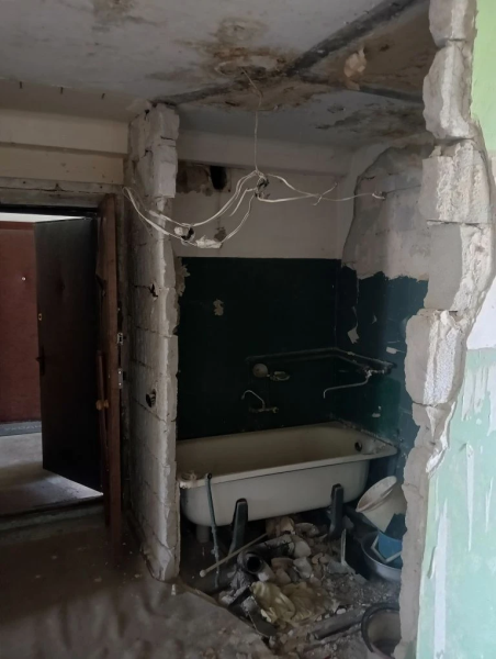Фото Продаётся 3-комнатная квартира в городе Стаханов, ул. Макерова, д. 3.