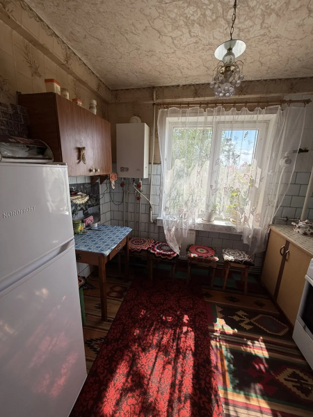 Фото Продаётся 3-комнатная квартира в городе Стаханов, ул. А. Стаханова, д. 1.
