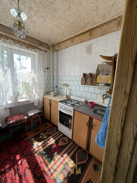 Фото Продаётся 3-комнатная квартира в городе Стаханов, ул. А. Стаханова, д. 1.