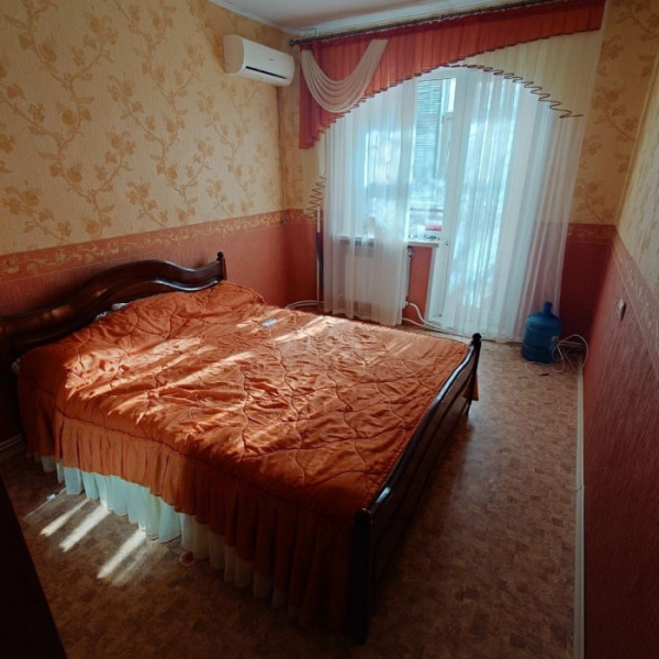 Фото Продам 4-х комн квартиру с АО в городе Луганск квартал Мирный