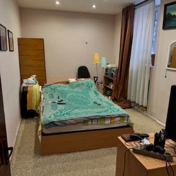 Фото Продам в г.Луганске 3-х комнатную квартиру на гор.Пархоменко (ориентир Максим-Теко)