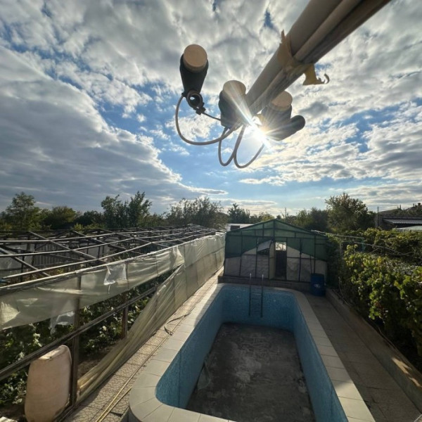 Фото Продам дом и СТО в городе Луганск переулок Семенова