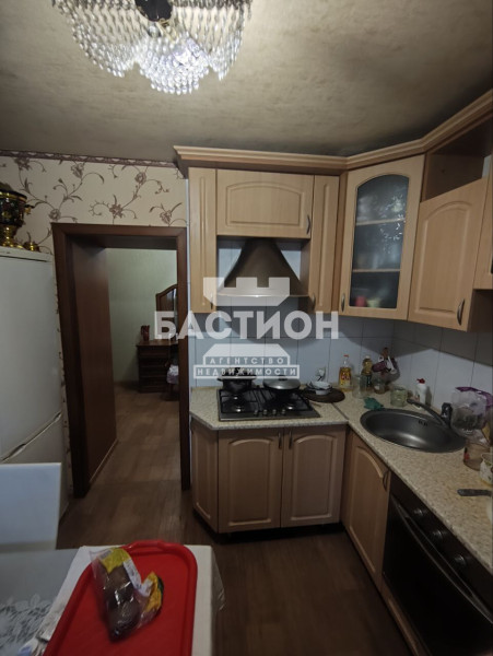 Фото 3-х комнатная квартира,поселок городского типа Юбилейное ,ул. Садовая, 2 ID:1917958