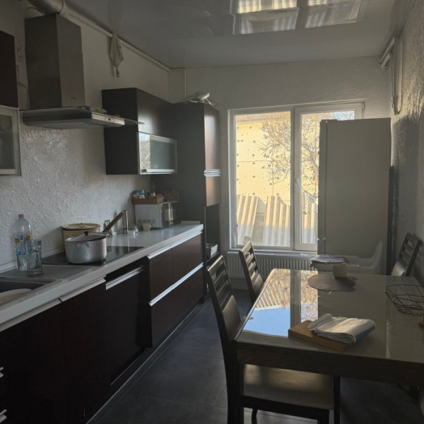 Продам дом в городе Луганск район 33 школы