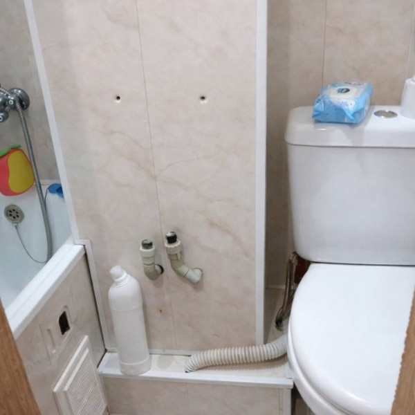 Фото Продам 1к квартиру (полугостинка) 26й квартал г. Луганск