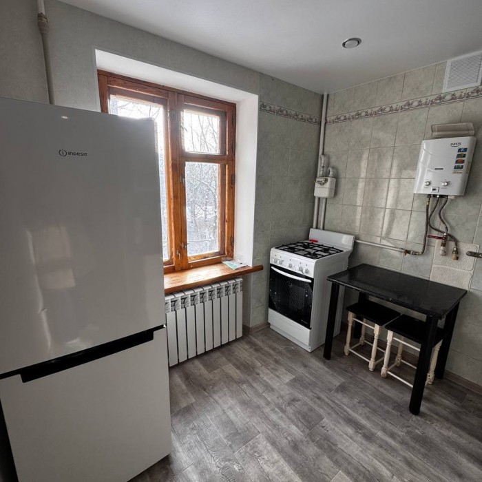 Фото Продам в самом ЦЕНТРЕ 2-х комнатную квартиру ул. Коцюбинского, д. 6. в доме ресторан ДИНАСТИЯ.