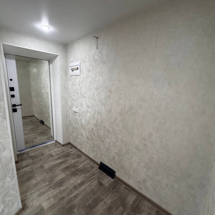 Фото Продам в самом ЦЕНТРЕ 2-х комнатную квартиру ул. Коцюбинского, д. 6. в доме ресторан ДИНАСТИЯ.