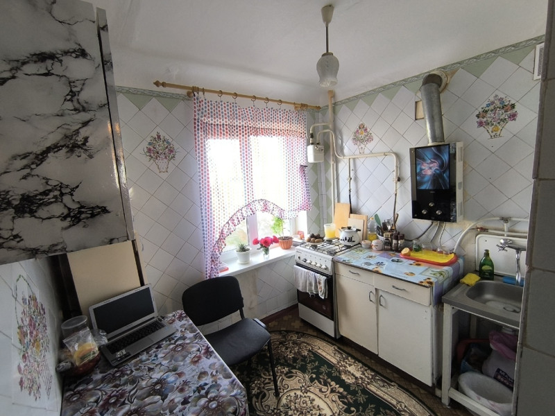 Фото 3-х комнатная квартира в г. Лутугино ул. Гагарина 20