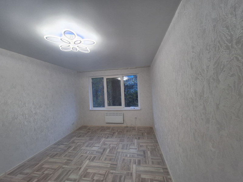 Фото Продаётся 2-комнатная квартира в городе Брянка, микрорайон 4, дом. 50.