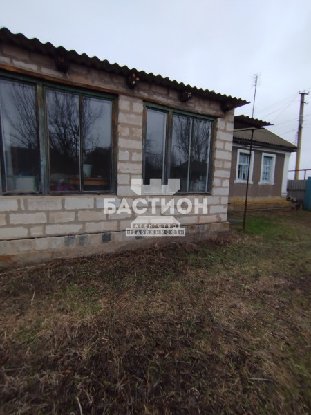 Фото Дом, Россия Муниципальный округ Станично Луганский, улица Октябрьская ID:1917149