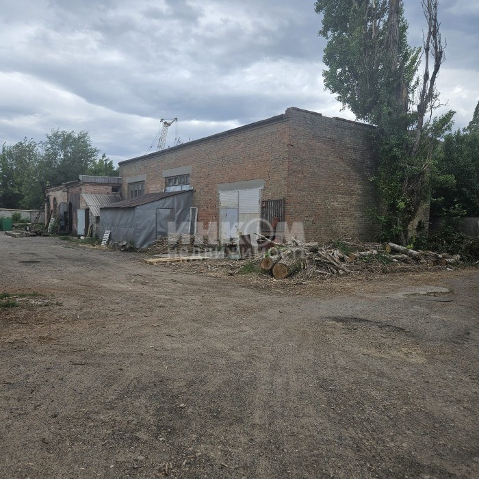Фото СРОЧНО! Продам базу по Ул. Лутугинской 955м2