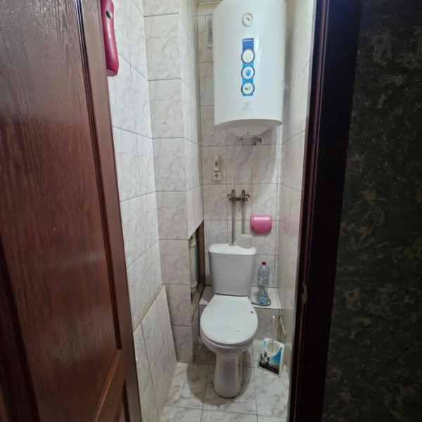 Фото Продам 2-х комн квартиру с АО в г Луганск кв Заречный